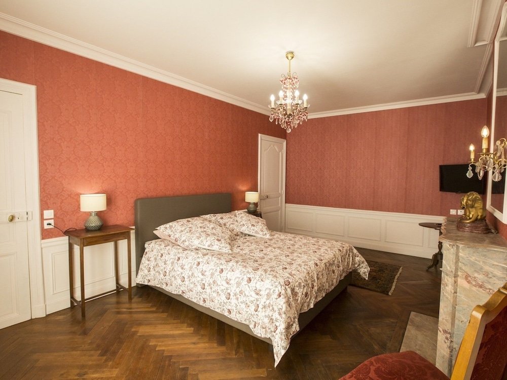 Comfort room Le Château des Monts