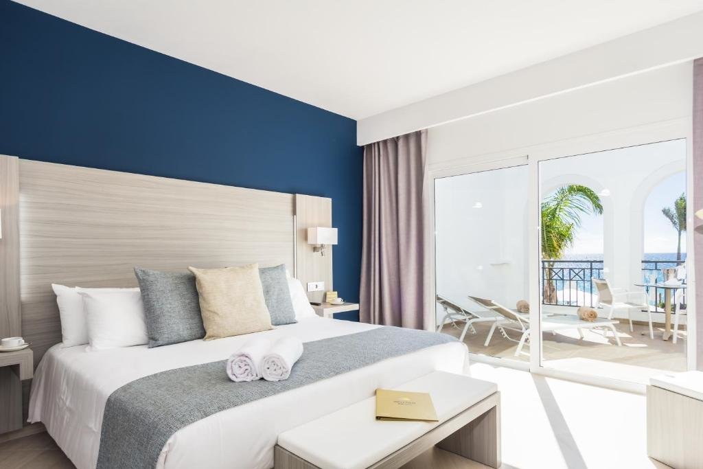 Двухместный номер Superior с видом на море Royal Palm Resort & Spa