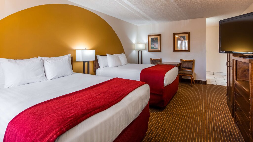 Четырёхместный номер Standard Best Western Paradise Inn & Resort