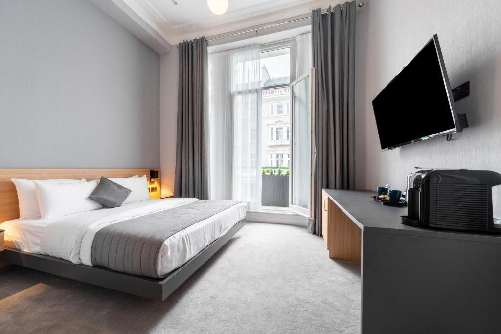 Deluxe Doppel Zimmer mit Balkon Gainsborough Hotel