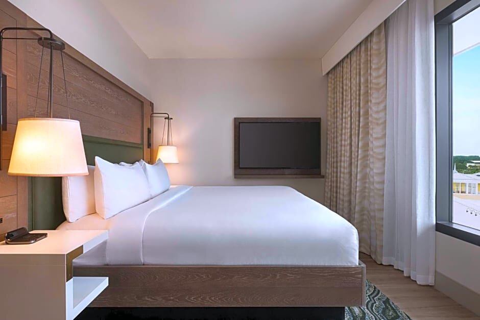 Люкс Embassy Suites By Hilton Panama City Beach Resort