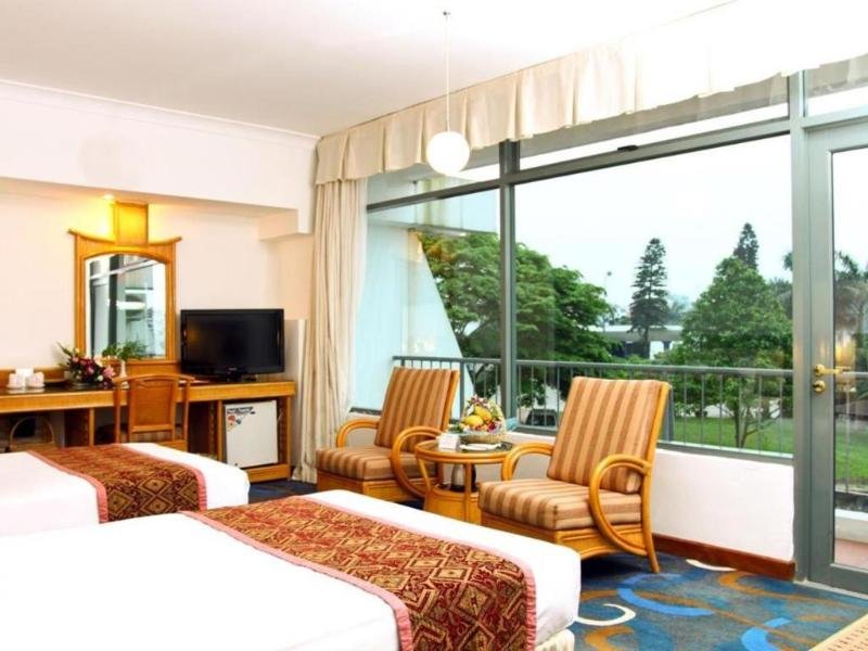 Habitación doble Premium con vista al jardín Thang Loi Hotel