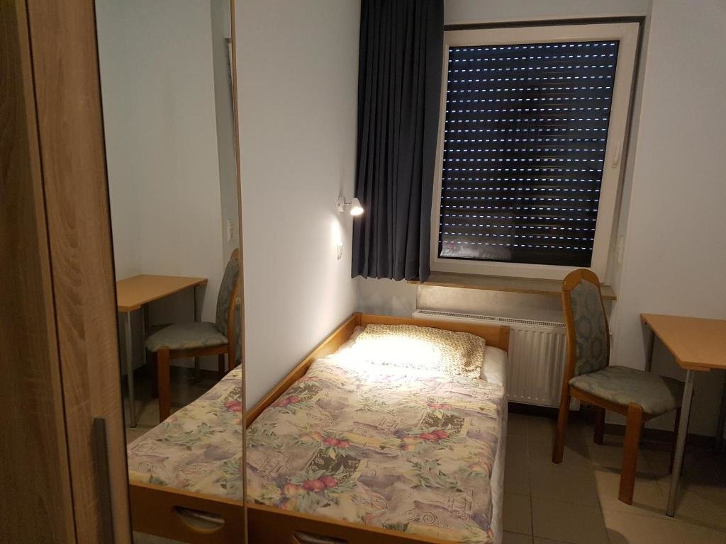 Standard simple chambre Hostel Gästehaus zum Padre