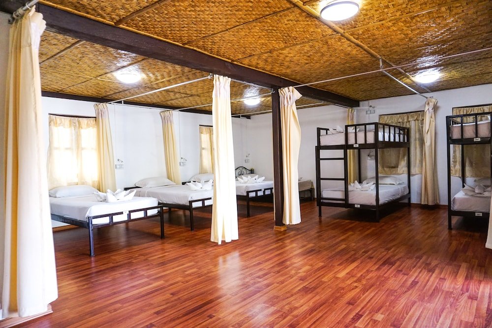 Cama en dormitorio compartido WEStay @ The Grand Nyaung Shwe Hotel