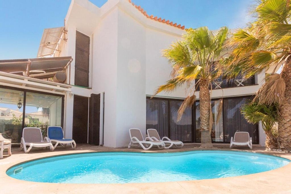 Deluxe Villa 3h La Quinta - Wonderful 4 Bed Villa Wth Pool