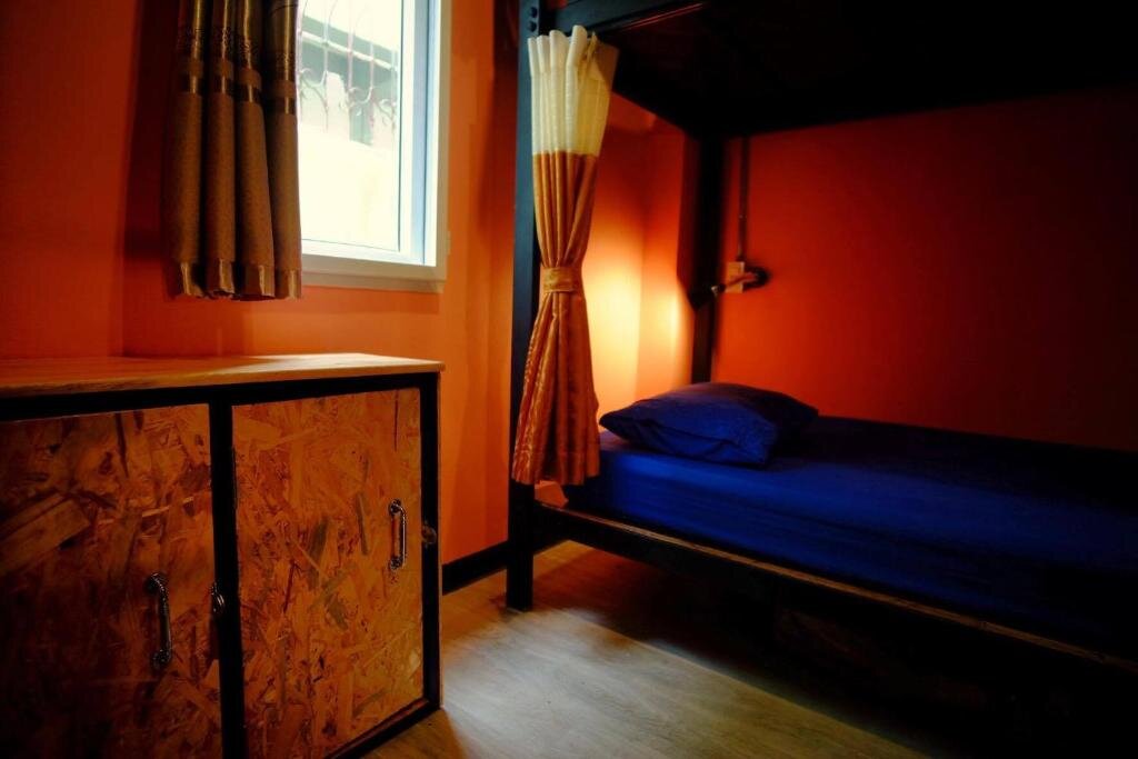 Кровать в общем номере Nap Corner hostel
