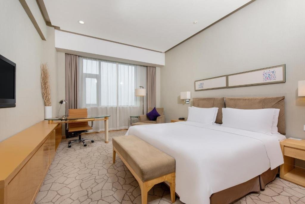 Двухместный номер Deluxe Holiday Inn Beijing Deshengmen, an IHG Hotel