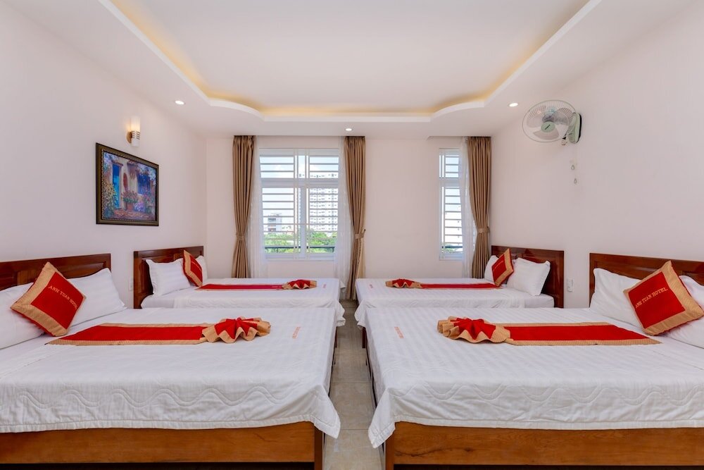 Cama en dormitorio compartido ANH TUẤN HOTEL