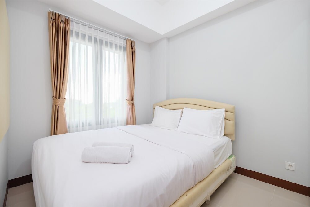 Appartement Comfort And Modern 2Br At Royal Heights Apartment