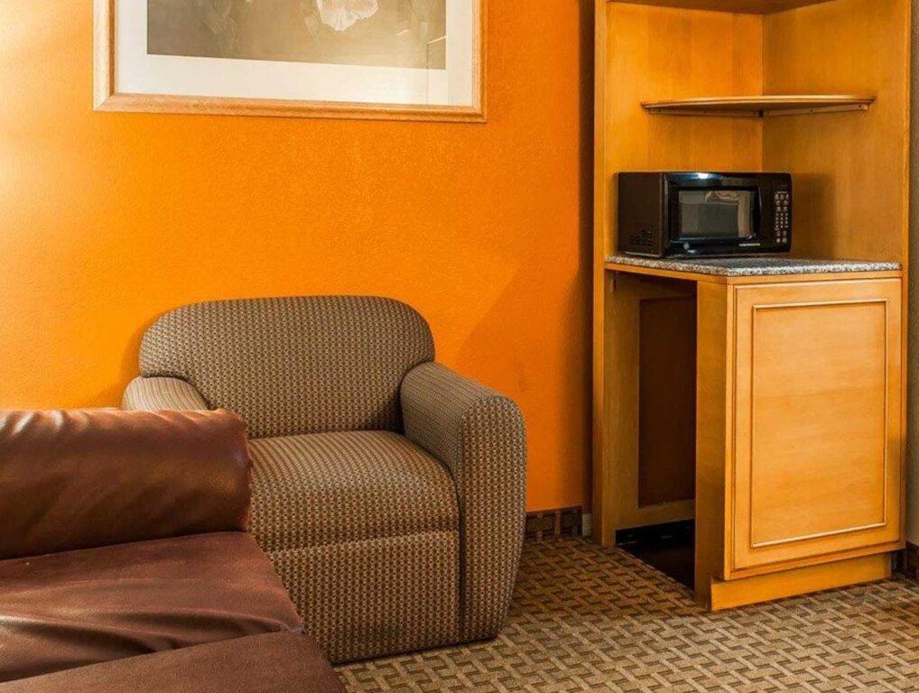 Suite 1 camera da letto Quality Inn & Suites Shelbyville