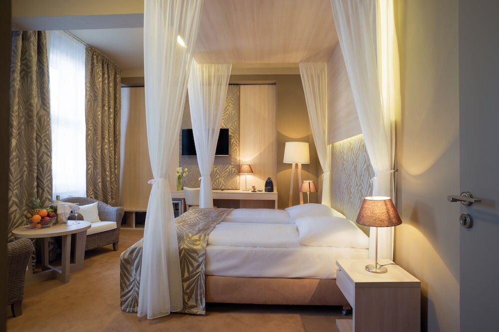 Двухместный номер Premium "Canopy" Pytloun Kampa Garden Hotel Prague