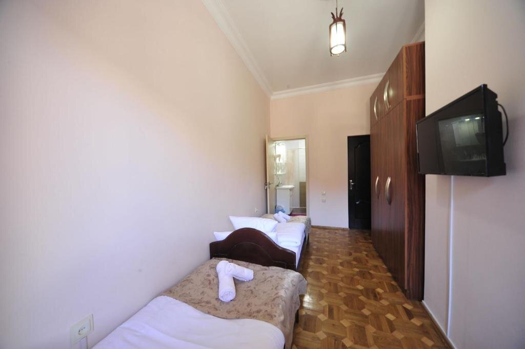 Standard double chambre avec balcon Guest House Batumi Globus