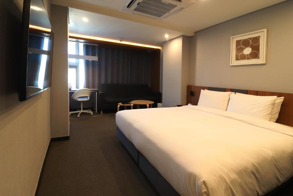 Двухместный номер Deluxe Hotel PJ Myeongdong
