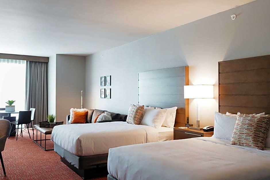 Vierer Studio Revel Hotel Des Moines Urbandale, Tapestry Collection by Hilton
