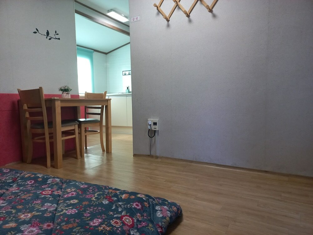 Standard room Namhae Gagopa Pension
