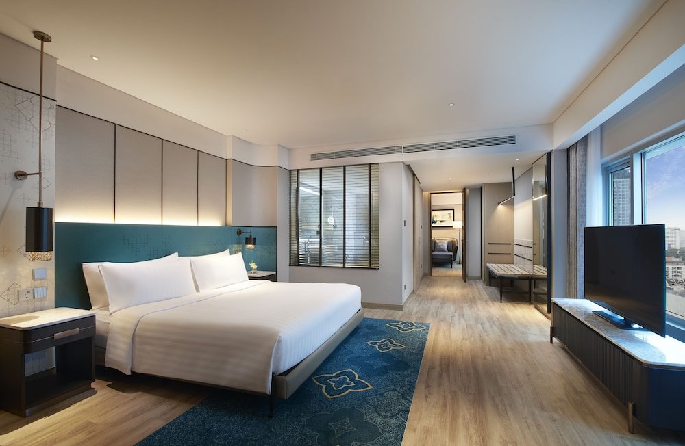 2 Bedrooms Corner Club Suite Amari Watergate Bangkok