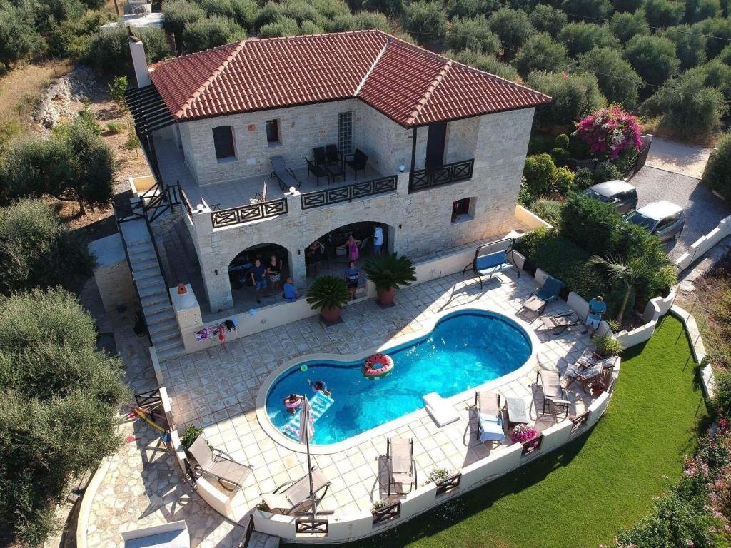 Вилла Villa Aarum - Your Idyllic Retreat in Crete
