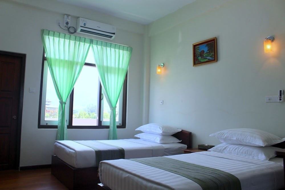Superior Double room with balcony Golden Dream Hotel