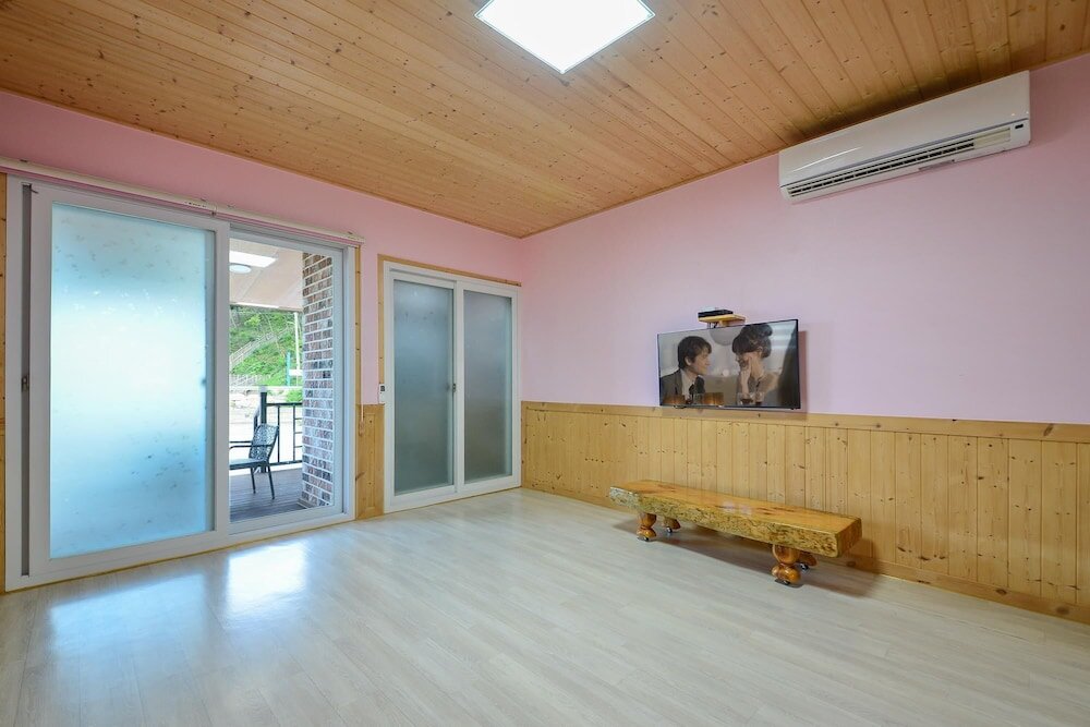 Standard chambre 1 chambre avec balcon Samcheok Healingcamp Pension