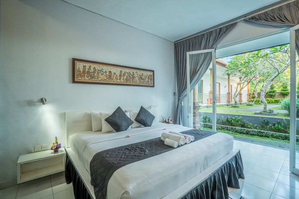 1 Bedroom Deluxe room with balcony and with garden view Puri Suksma Ubud