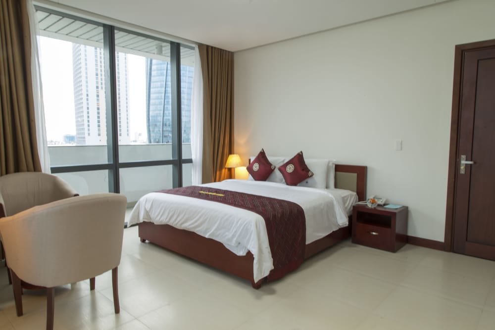 Superior room with river view Da Nang Han River Hotel
