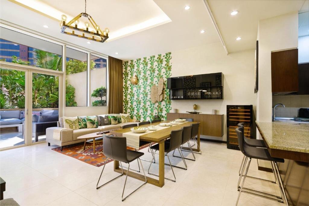 Apartamento Maison Privee - Spacious Apt on Palm Jumeirah w Sea Views and Premium Facilities Access