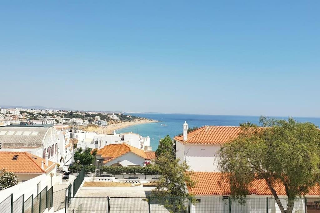 Апартаменты Old Town Apartment 5min to the beach
