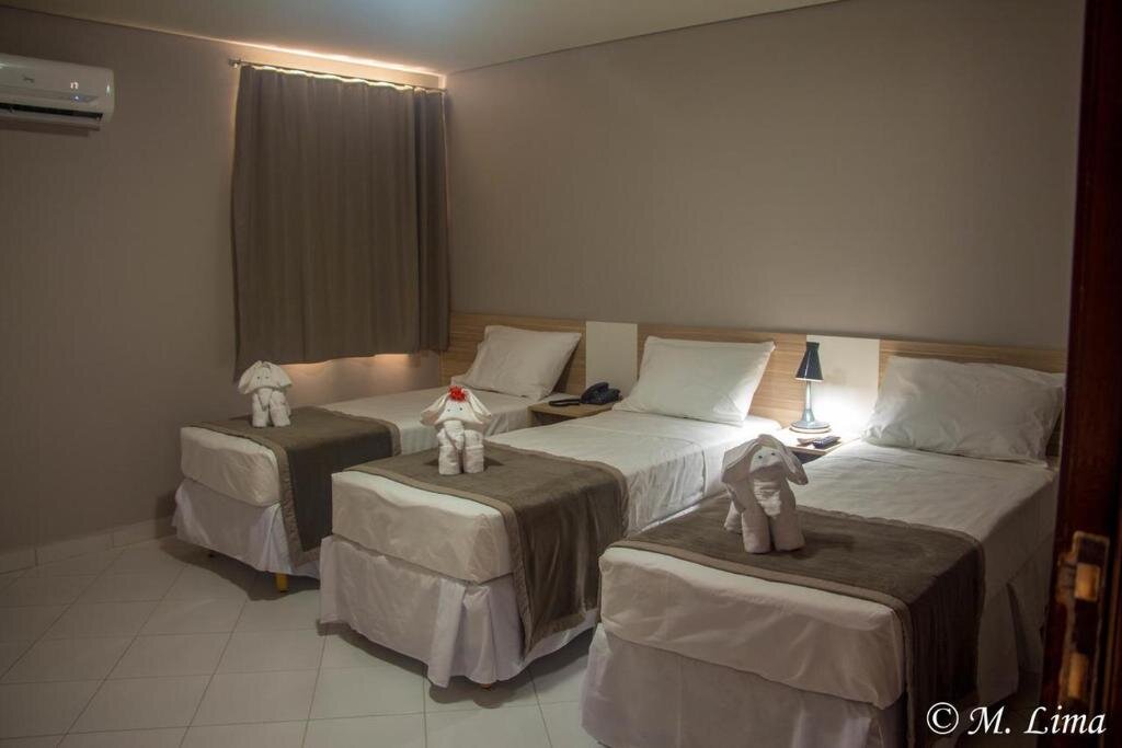 Standard Triple room Hotel Enseada Aeroporto