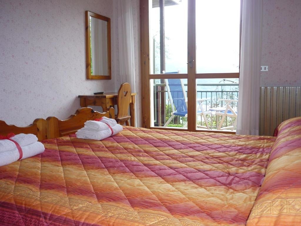 Standard Doppel Zimmer mit Seeblick Residence Hotel Maxi