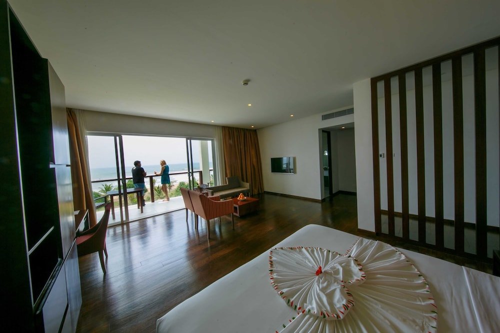 Deluxe chambre avec balcon Citrus Waskaduwa