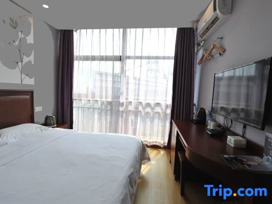 Люкс GreenTree Inn Shanghai Sheshan national tourist resort Express Hotel