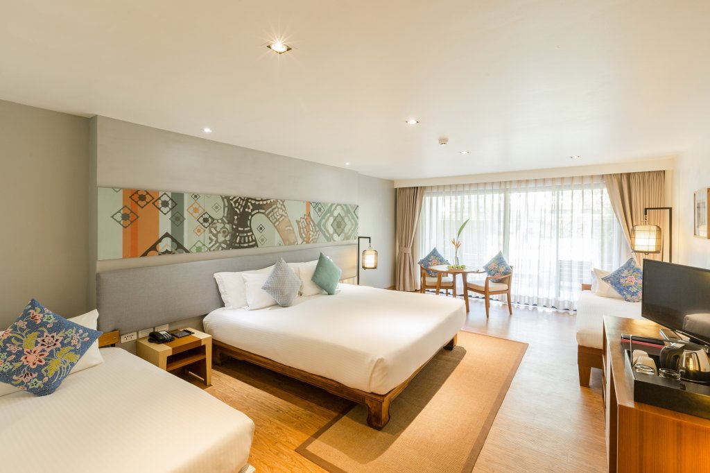 Deluxe room with balcony Outrigger Khao Lak Beach Resort - SHA Extra Plus