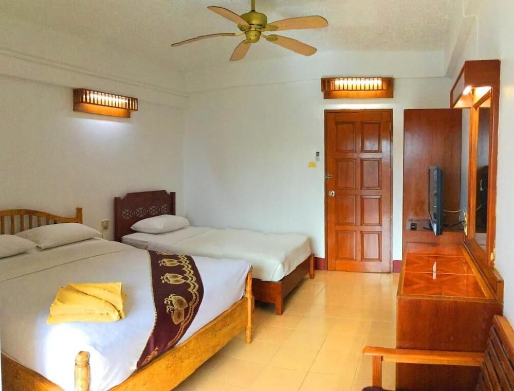 Superior Double room with balcony and with city view Bliss Mansion