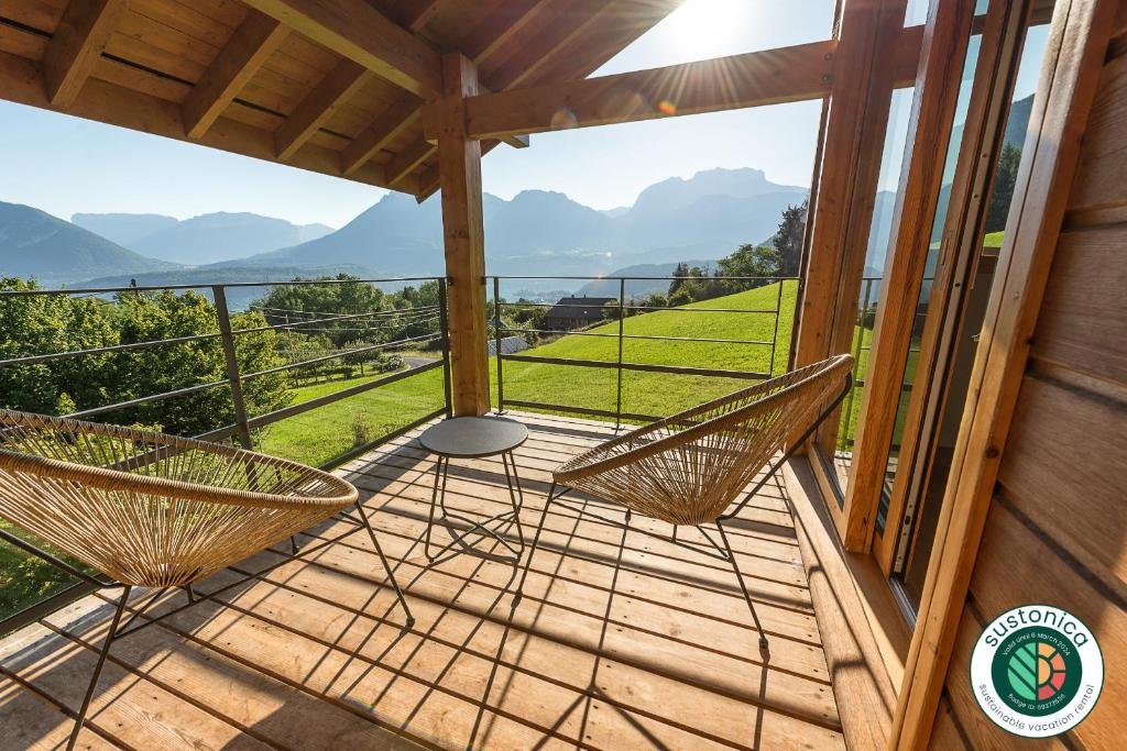 Hütte Wood & Art - Maison 360 vue lac Annecy by LocationlacAnnecy, LLA Selections
