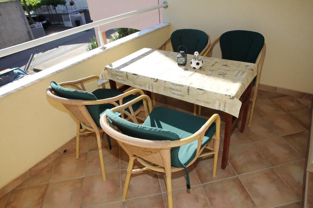 Apartment Slavica Vodice, Sibenik-Knin County. Book hotel Apartment Slavica