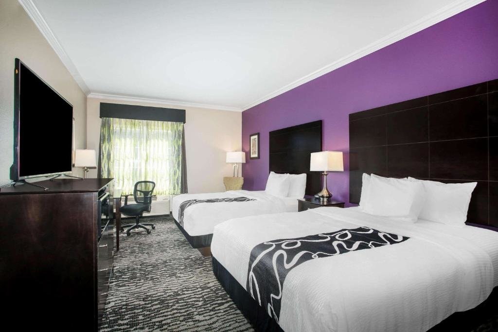 Habitación doble De lujo La Quinta Inn & Suites by Wyndham Columbus TX