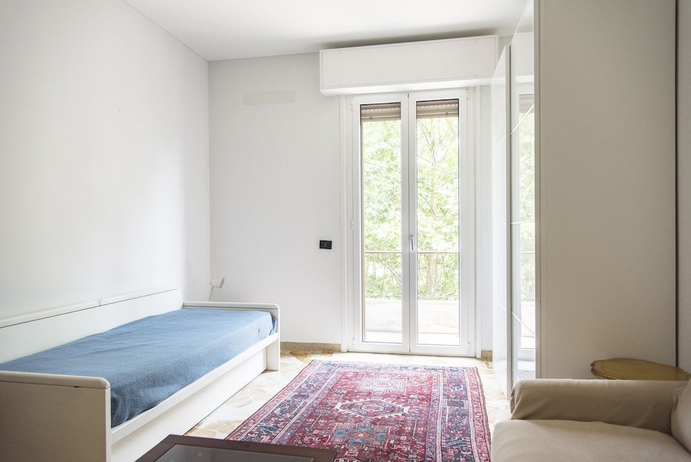 Appartamento 2 Bedrooms Flat near Bocconi, Iulm, Navigli