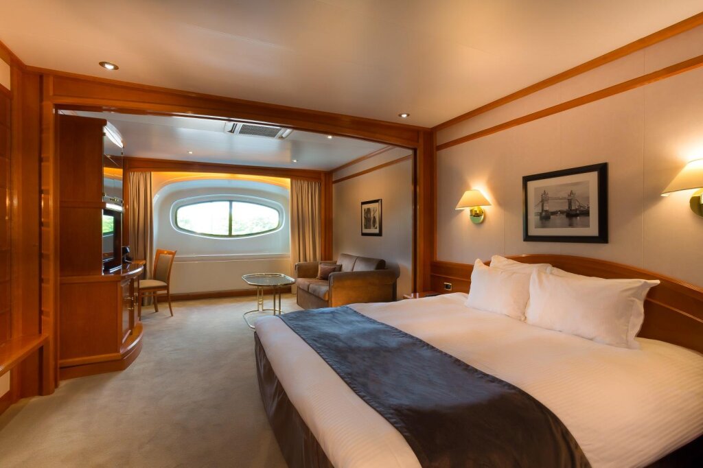 Classic Family room Sunborn London Yacht Hotel