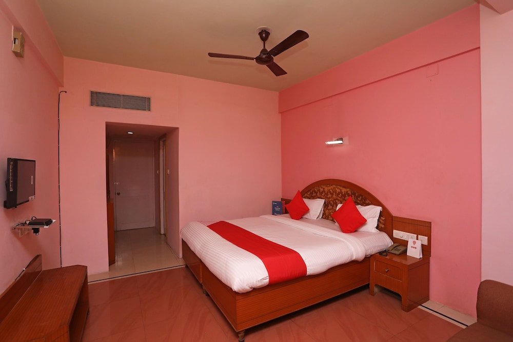 Standard room OYO 16159 Hotel Keshari