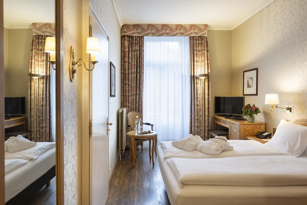 Двухместный номер Standard Grand Hotel Beau Rivage Interlaken