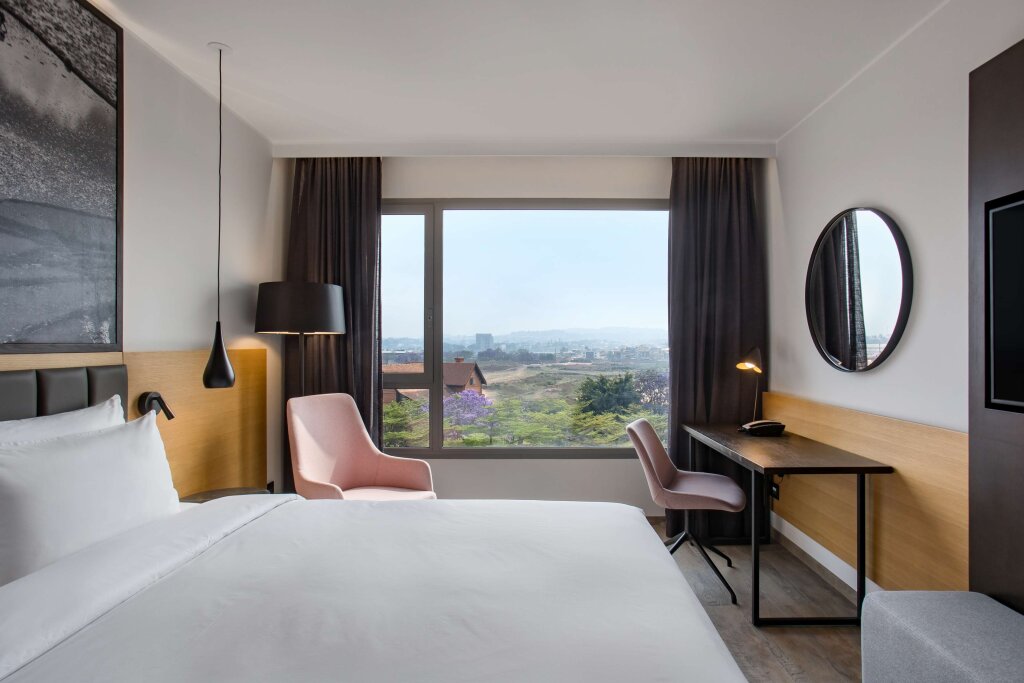 Standard Zimmer mit Wasserblick Radisson Blu Hotel Antananarivo Waterfront