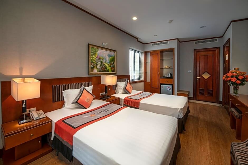 Двухместный номер Premier Hanoi Larosa Hotel