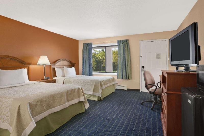 Standard quadruple chambre Days Inn by Wyndham Middletown