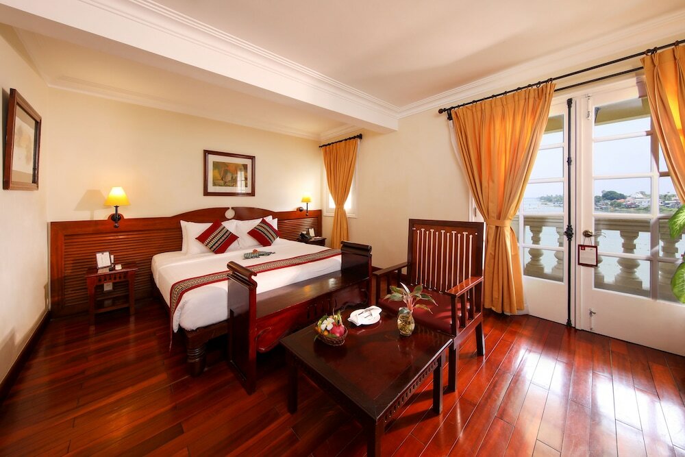 Deluxe Double room with river view Victoria Chau Doc Hotel