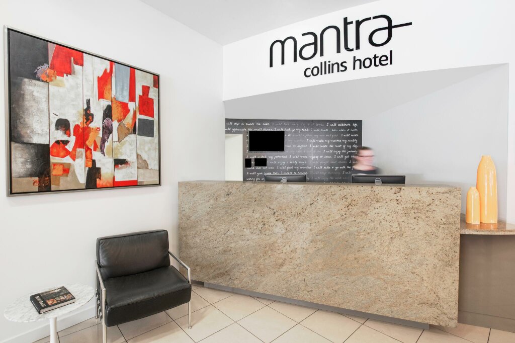 Номер Standard Mantra Collins Hotel
