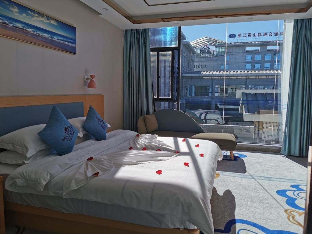 Deluxe room Microtel by Wyndham Lijiang