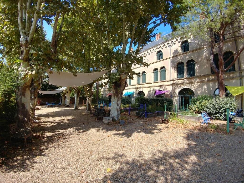 Appartamento Deluxe Ultimate Relaxation for Family or Group at Renowned Couvent des Ursulines, a Tranquil Escape in Historic Pézenas