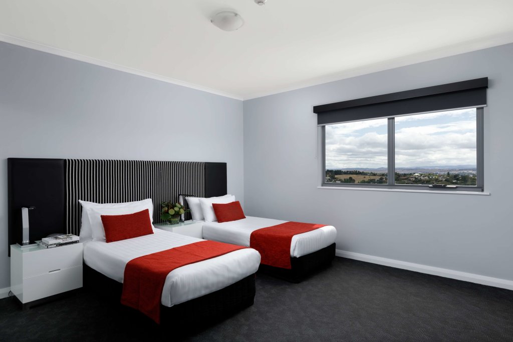 Апартаменты с 3 комнатами Rydges Mount Panorama Bathurst