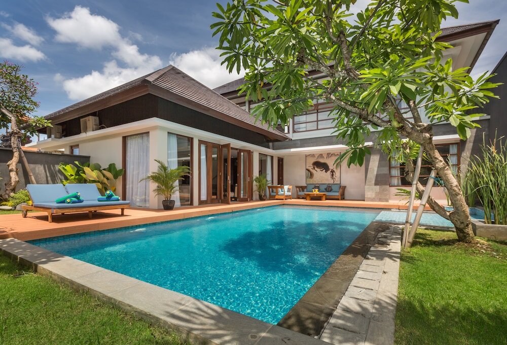 Вилла с 2 комнатами с красивым видом из окна Entrada Seminyak Villa By Nagisa Bali