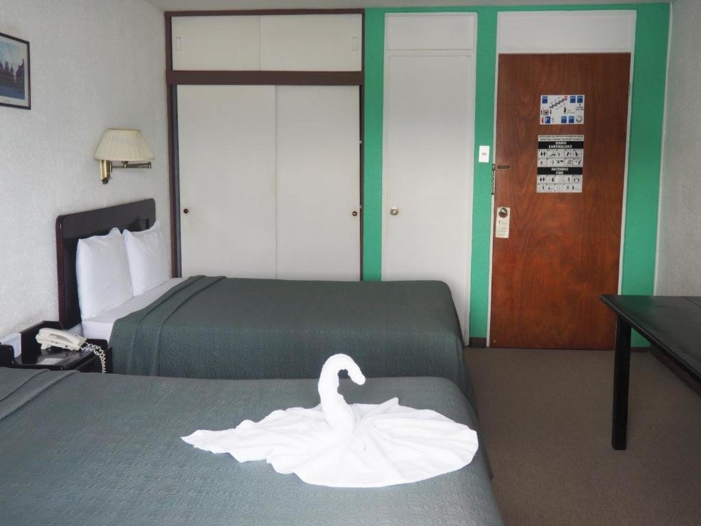 Standard double chambre avec balcon hostel inn